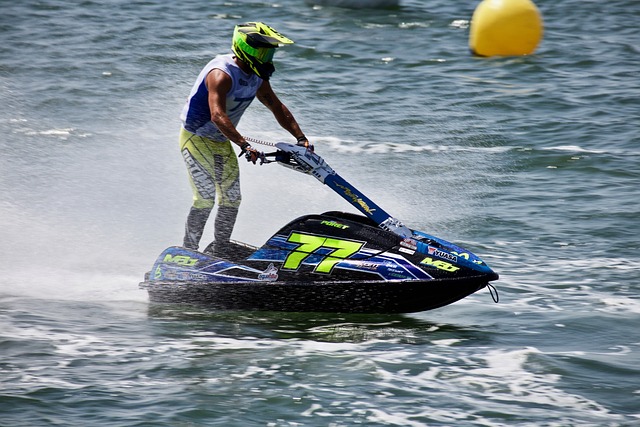 毫不知情的 毫不知情的