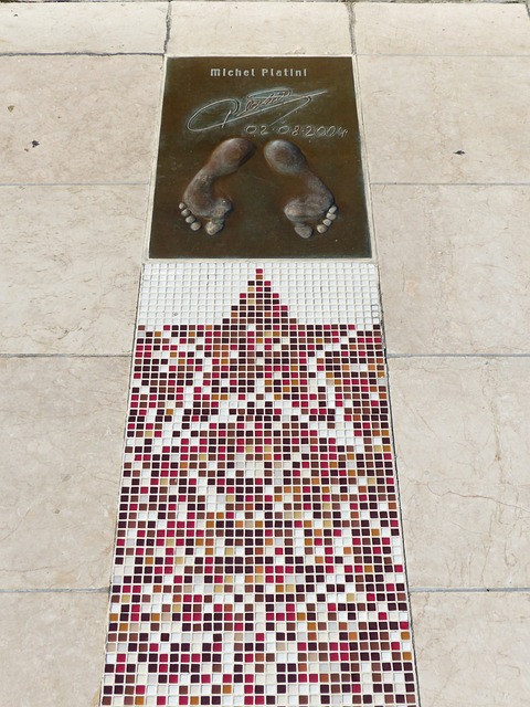 突破对方防 突破对方防