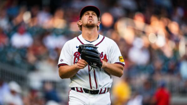 [NBA]里夫斯45分 湖人主场击败步行者.